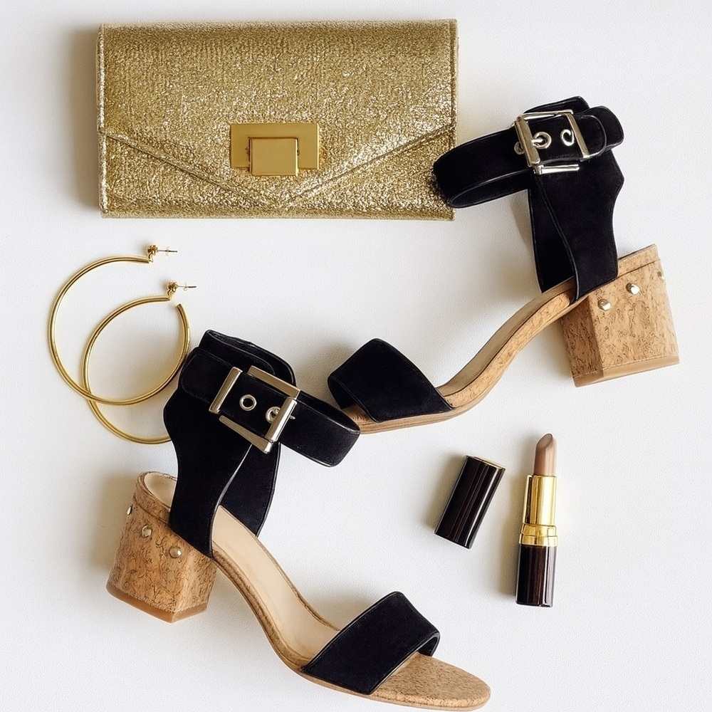Vince Camuto black studded ankle strap chunky heel sandal ❤️ - Picture 2 of 12